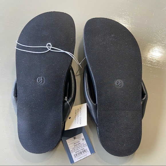 Universal Thread Women's 6.5  Jewel Padded Sandals - Black - Picture 3 of 6